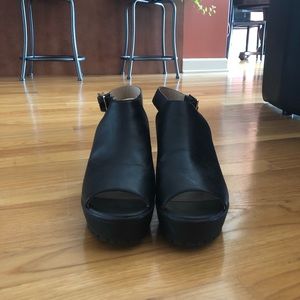 Black platform shoes